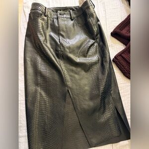 Zara Black Snake Print Pencil Skirt